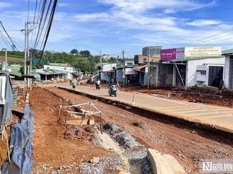 Lâm Đồng: Vì lợi ích chung, dân đồng lòng hiến đất làm đường