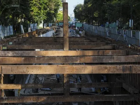 Hầm chui nghìn tỷ 'giải cứu' kẹt xe cửa ngõ sân bay Tân Sơn Nhất dần lộ diện