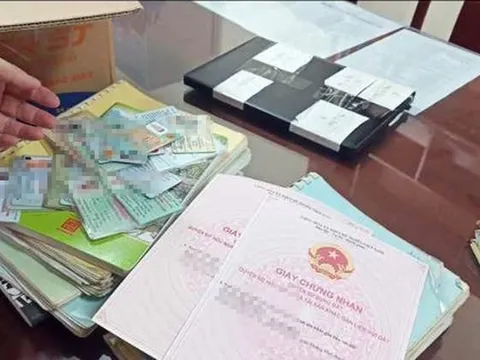 Phá đường dây cho vay lãi nặng, đánh bạc tiền tỷ núp bóng doanh nghiệp ở Hà Nội