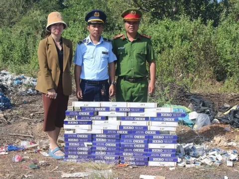Bình Phước: Tiêu hủy 1.000 gói thuốc lá ngoại nhập lậu