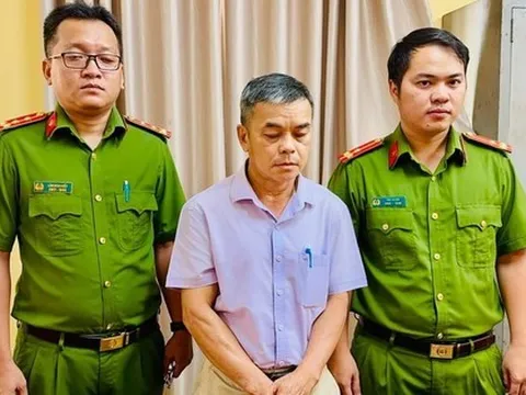 Bắt giám đốc công ty đưa hối lộ cho trung tâm đăng kiểm