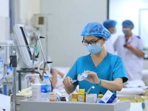 Thiếu thuốc, vật tư y tế: Vì sao có nơi mua được có nơi không?