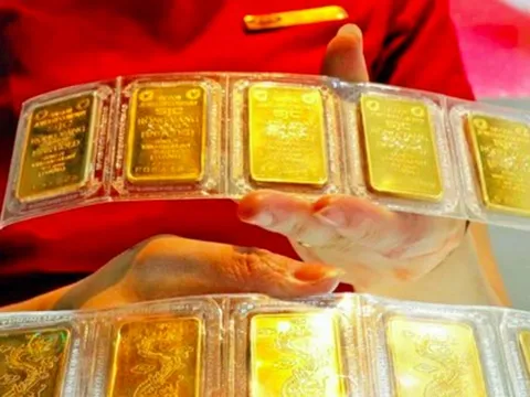 Mua vàng rời tay lỗ ngay 1 triệu đồng/lượng