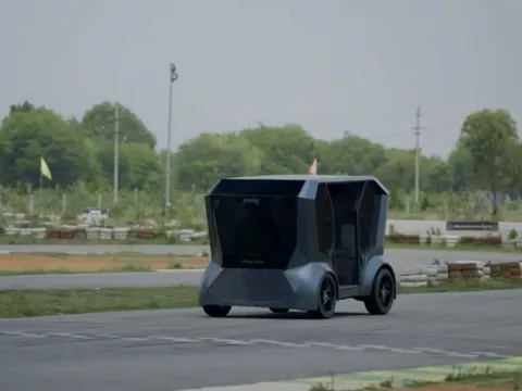 Xe tự lái vận hành nhờ công nghệ AI mô phỏng não người