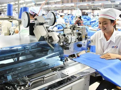 Tăng lương tối thiểu vùng 6% từ ngày 1-7-2024