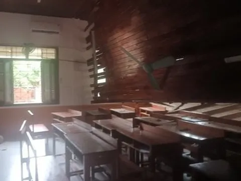 Thông tin mới vụ sập trần gỗ khiến nhiều học sinh bị thương ở Nghệ An