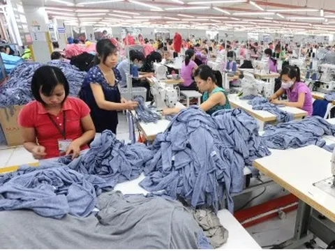 Có nên giảm giờ làm của doanh nghiệp xuống 44h mỗi tuần?