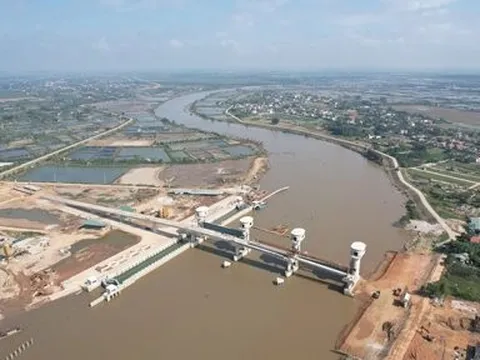 Cận cảnh dự án cống ngăn mặn, giữ ngọt 1.600 tỷ đang xây dựng