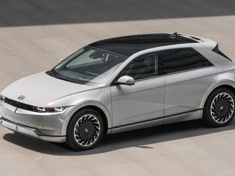 Khởi đầu với doanh số cực ngoạn mục, Hyundai sắp trình làng thêm phiên bản giá rẻ của xe điện IONIQ 5, phạm vi hoạt động hơn 400 km