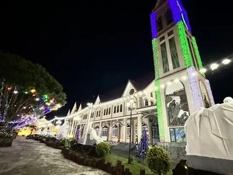 Lâm Đồng: Không khí trước lễ Giáng sinh nơi thành phố ngàn hoa