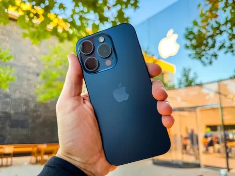 Giá iPhone 12,13,14... liên tục phá đáy thị trường Việt, có mẫu giảm đậm hơn 50%
