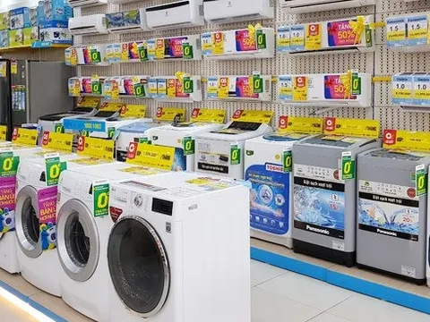 Tivi, tủ lạnh, máy giặt... hàng trưng bày ồ ạt đại giá giá gần 90%, có nên mua?