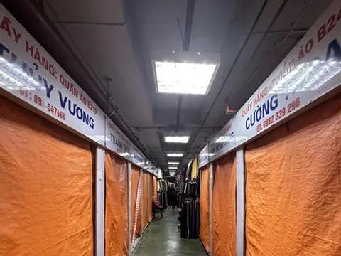 Cảnh khác lạ ở những khu chợ nổi tiếng nhất Hà Nội
