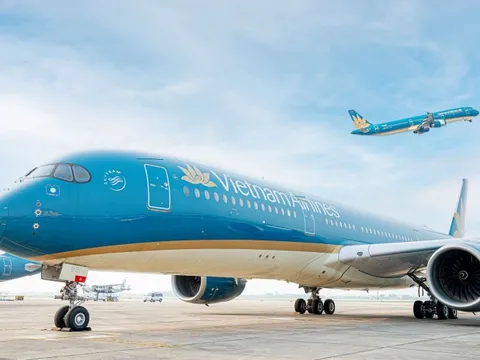 Cổ phiếu HVN tăng trần trước ngày được đưa ra khỏi diện cảnh báo, lãnh đạo Vietnam Airlines nói gì về khả năng hủy niêm yết?
