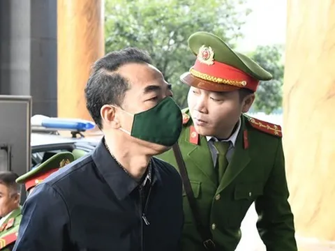 Cựu Thứ trưởng Bộ Ngoại giao Tô Anh Dũng khóc vì làm mất uy tín của Đảng, Nhà nước