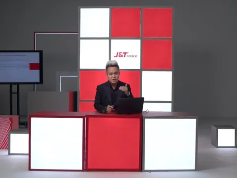 Học cùng J&T Express, hiểu "luật chơi" Facebook để kinh doanh thành công
