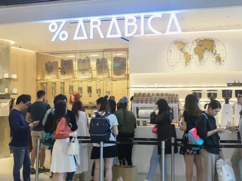 Khốc liệt “cuộc chiến” chuỗi cà phê Starbucks, Highland, The Coffee House, Katinat, Rang Rang Coffee…: Kẻ đến kẻ đi, người ở lại “gồng lỗ”