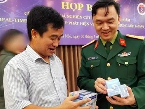 Nhóm cựu sĩ quan quân y nhận "hoa hồng" hơn 7 tỉ đồng từ Việt Á hầu tòa