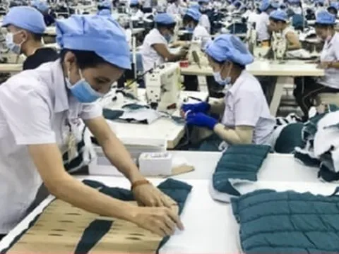 Doanh nghiệp dệt may, da giày thưởng Tết thế nào sau một năm 'bĩ cực'?