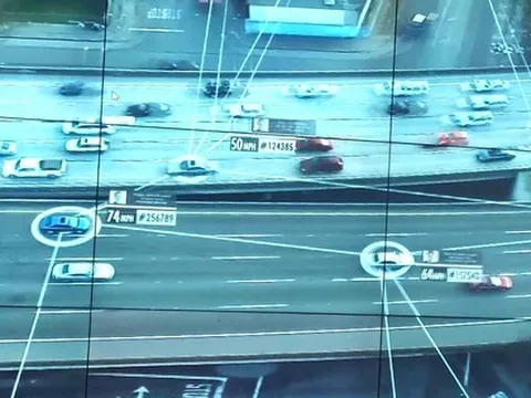 Gắn ‘mắt thần’ trên các tuyến đường giao thông ở Bình Dương