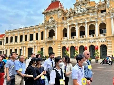 Tp.HCM: Doanh thu du lịch vượt chỉ tiêu, cao hơn trước dịch Covid-19