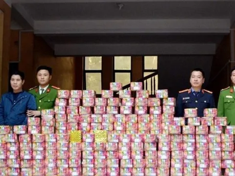 “Kho hàng” cất giấu trong căn hầm bí mật phía sau tủ quần áo