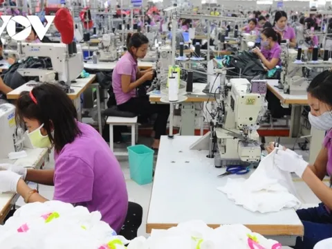 Ngành dệt may tìm cơ hội trong thách thức