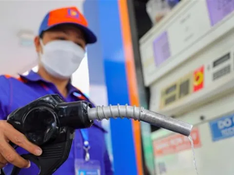 Chuyển hồ sơ sai phạm lĩnh vực xăng dầu tới Bộ Công an