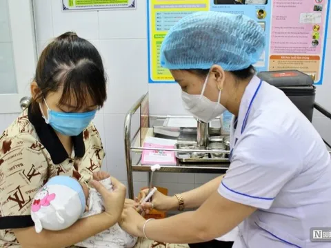 Tp.HCM: Hơn 2.000 mũi vắc-xin 5 trong 1 đã được tiêm cho trẻ