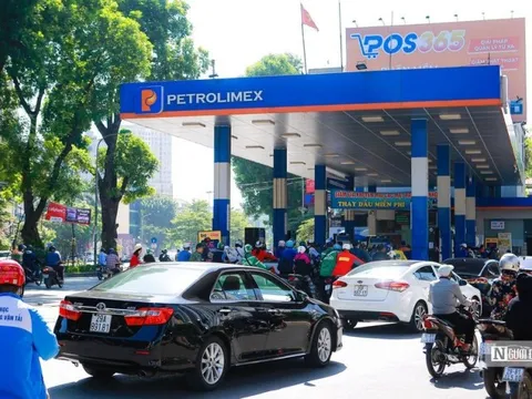 Petrolimex mua bán trái quy định hàng triệu m3 xăng dầu
