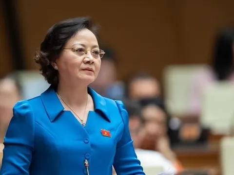 Bộ Nội vụ đề xuất giải pháp ngăn chặn 'bổ nhiệm thần tốc'