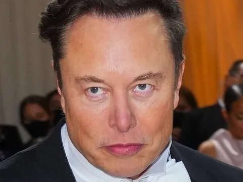 Những lần có 'biểu hiện lạ' của Elon Musk: Buổi họp nói lắp bắp suốt 15 phút, nhiều lúc chuyển sang 'chế độ quỷ' khiến tất cả sợ hãi