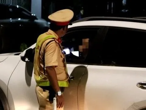 Quảng Bình: Vi phạm nồng độ cồn, giáo viên dạy lái xe bị phạt kịch khung