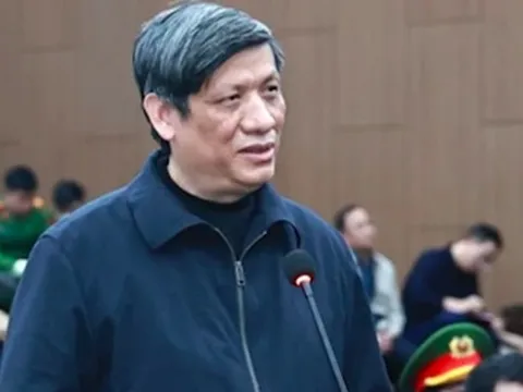 Luật sư: Cựu bộ trưởng Nguyễn Thanh Long mất thị lực một mắt, lao lực khi chống dịch