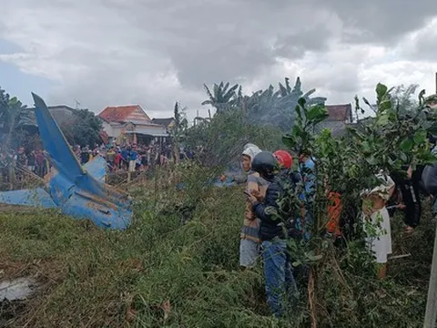 Máy bay quân sự rơi ở Quảng Nam gây tiếng nổ lớn