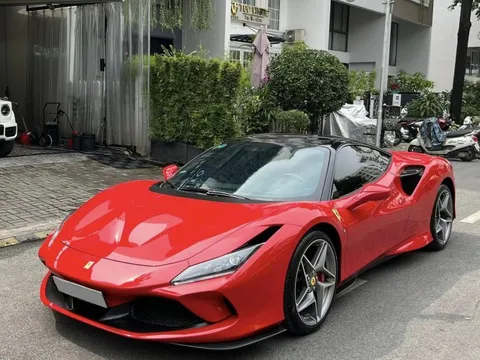 Ferrari F8 Tributo từng qua tay Cường Đô-la và Minh Nhựa bán lại giá 23,5 tỷ: Nhiều option đắt, 4 năm đi chưa đến 3.800km