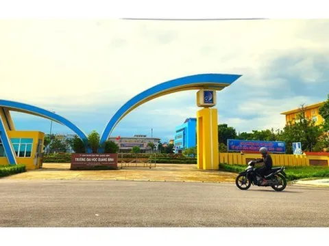 Gần 150 giảng viên Trường Đại học Quảng Bình "kêu cứu"