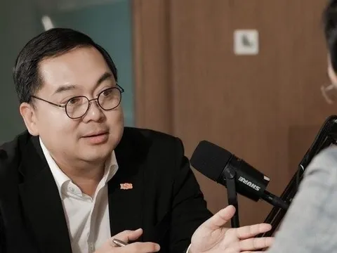 Học cao đẳng sau này có làm lãnh đạo được không, sếp Hoàng Nam Tiến nói thẳng: 29% lãnh đạo và quản lý của FPT chỉ có bằng cao đẳng, học giỏi chưa chắc đã làm giỏi