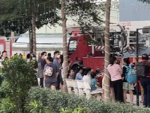 TP HCM: Chung cư Zen Tower ở quận 12 bốc cháy