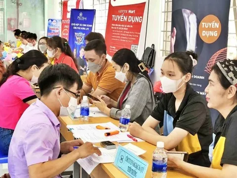 Tp.HCM thưởng Tết từ 400.000 đến hơn 2 tỷ đồng