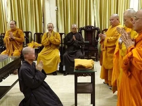 Trụ trì chùa Từ Đức sám hối, xin hoàn tục vì "thiếu chuẩn mực"