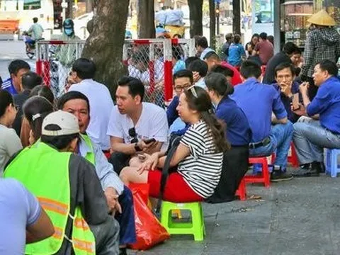 Tp.HCM: Đa số người dân đồng tình thu phí sử dụng tạm thời vỉa hè
