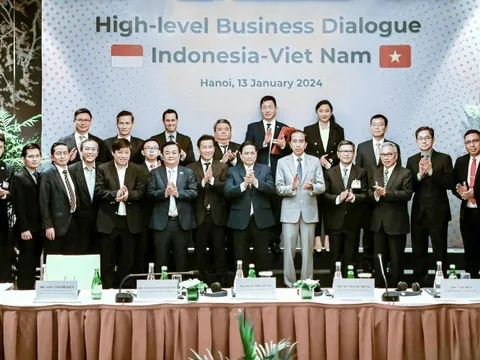 Hãng taxi của tỷ phú Phạm Nhật Vượng sẽ đầu tư 900 triệu USD vào Indonesia