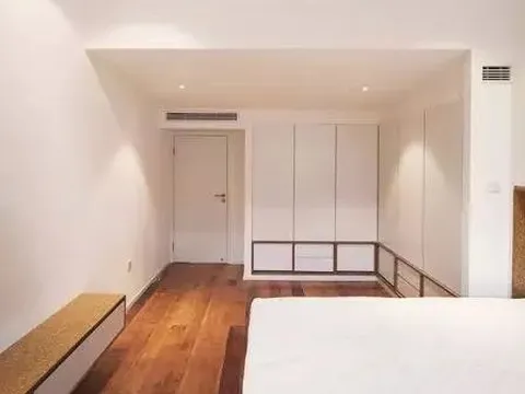 "Choáng váng" trước ngôi nhà của bà mẹ nội trợ: Có 225 tủ đựng đồ trong căn nhà rộng 125m2