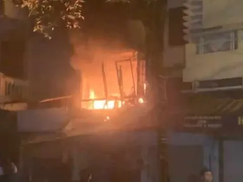 Hà Nội: Cháy nhà trên phố Hàng Lược, 4 người tử vong