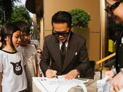 Bán “sold out” túi 99 nghìn đồng, NTK Thái Công vẫn khẳng định: Sai lầm khi ai nghĩ mua túi này có kiến thức, kinh nghiệm, trải nghiệm!