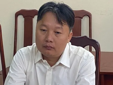 Bắt một cán bộ Cục Hải quan TPHCM vì liên quan vụ nhập lậu gần 1.300 container hàng