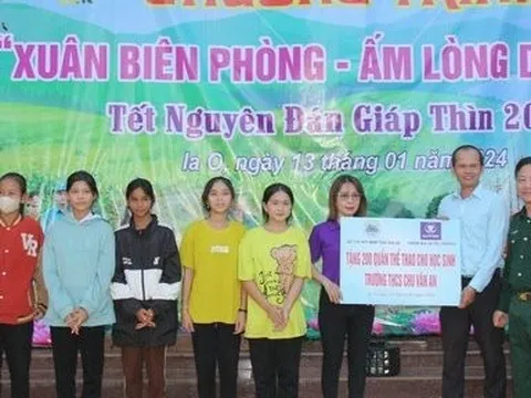 Xuân về trên miền biên viễn