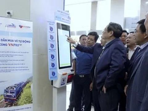 VNPAY hợp tác Đường sắt Việt Nam triển khai bán vé tàu tự động tại Ga Hà Nội