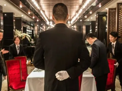 Một CÔNG VIỆC được NTK Thái Công nhắc đến trên livestream: Thu nhập lên đến cả trăm triệu đồng/tháng nhưng nghe yêu cầu CHOÁNG VÁNG